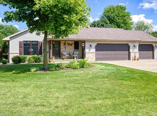 N9416 Rosella Dr, APPLETON, WI 54915