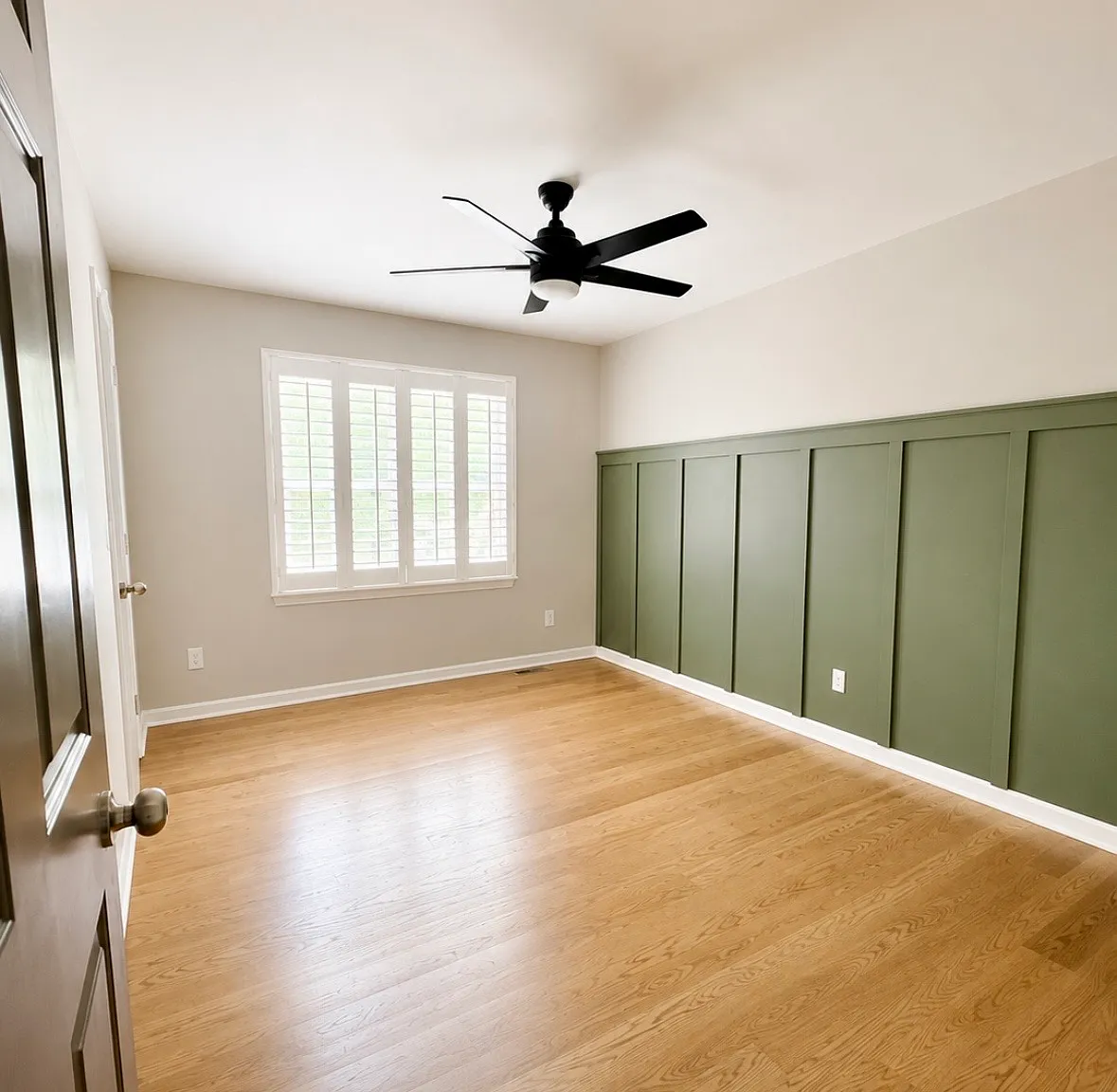 3 bed, $2,300 — Photo 2
