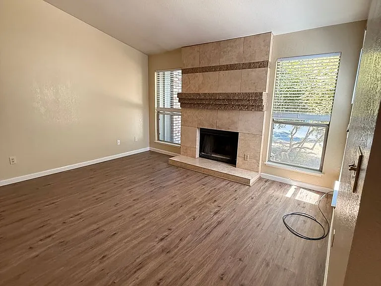 2816 Windsong Ave — Photo 6