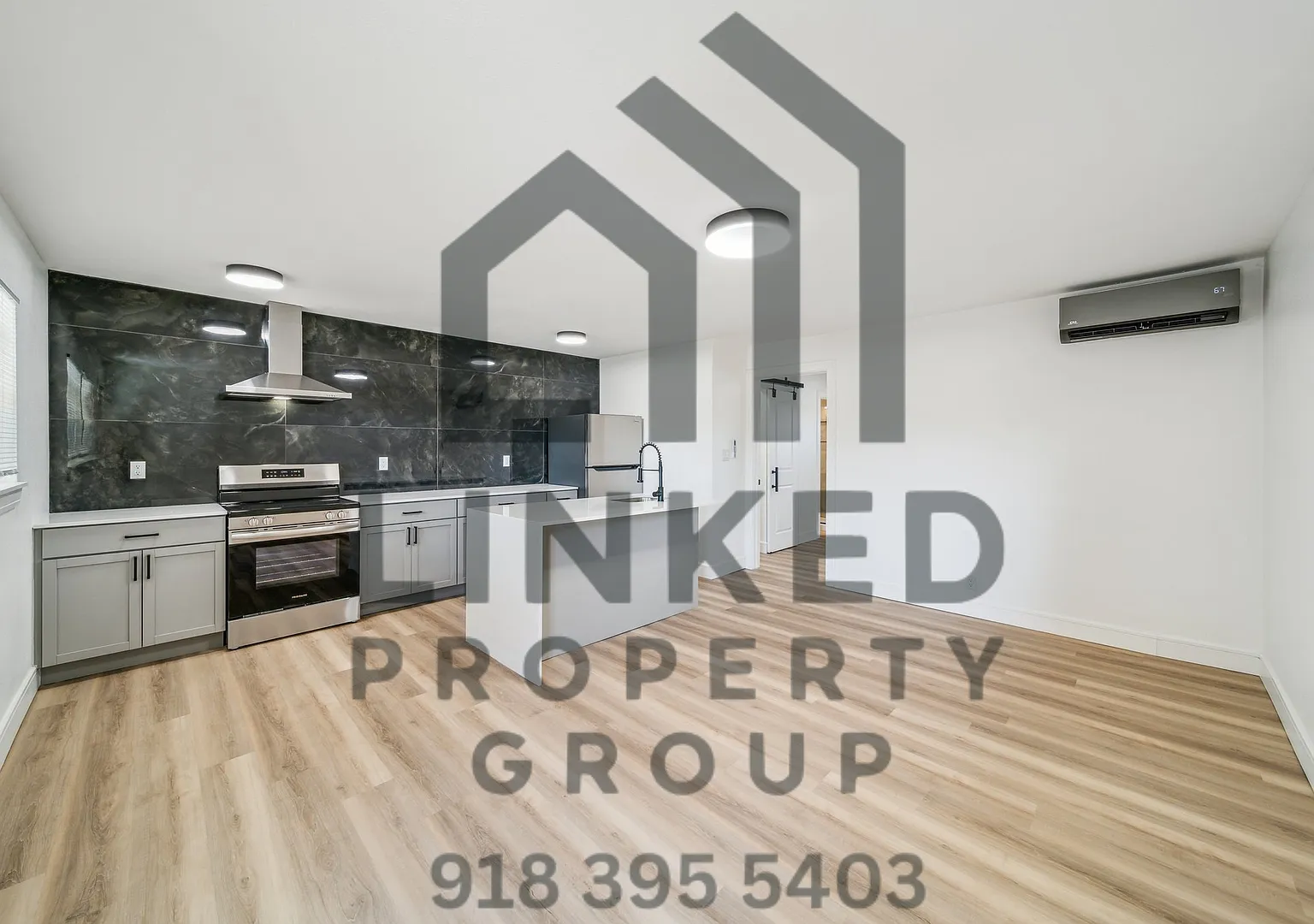 ONYX at 1316 Quincy — Photo 1