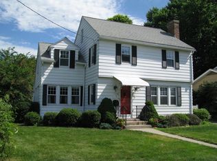 96 Roy St, Chicopee, MA 01013
