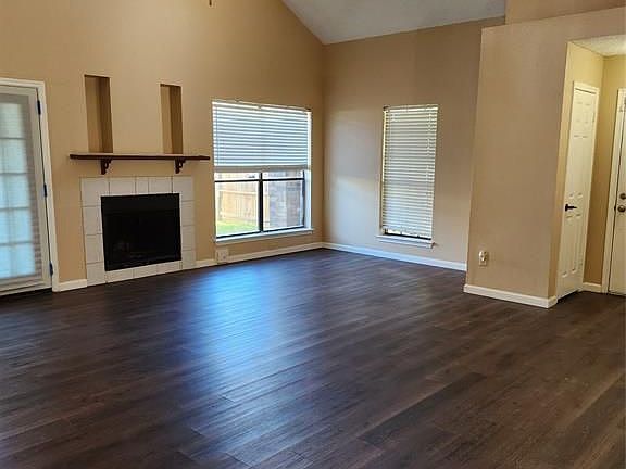 3rd image of 2722 Indian Trail Dr