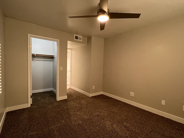 7570 Flamingo Rd #255 — Photo 17