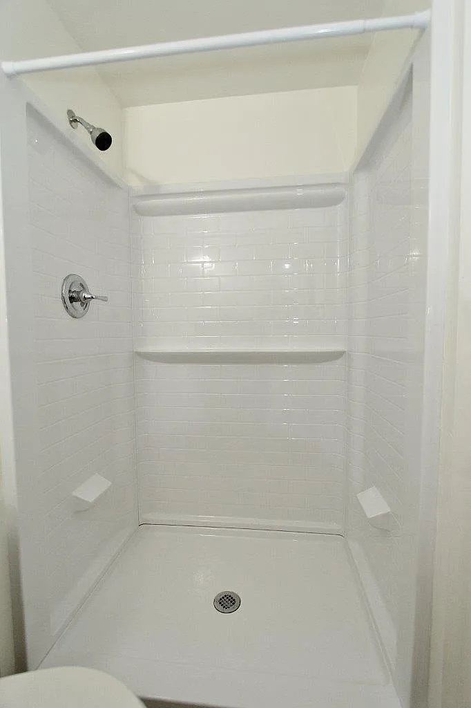 1 bed, 700 sqft, $1,025 — Photo 4