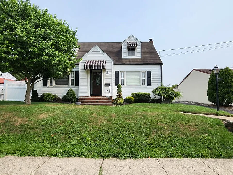 135 Morristown Rd