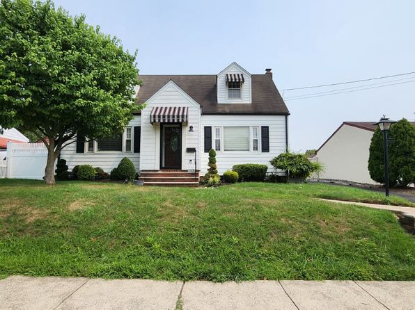 135 Morristown Rd