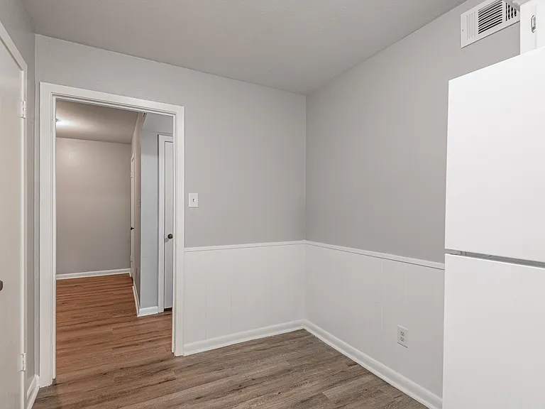 818 University Ave #3 — Photo 12