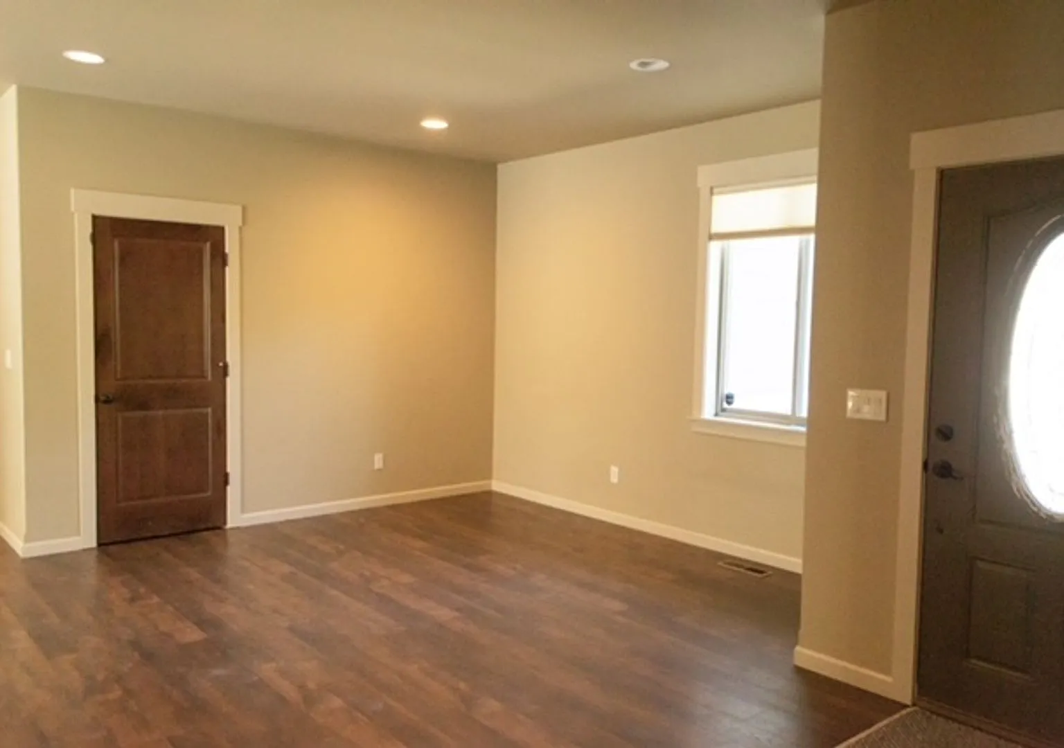 3 Bedrooms, 2 Bath House for Rent in Wenatchee — Photo 4
