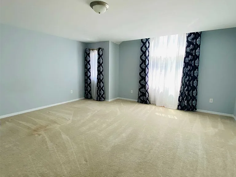 3090 Stone Ridge Blvd — Photo 14