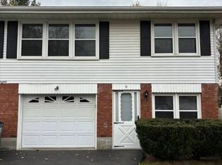 80 Wertman Ln #B, Albany, NY 12211
