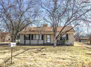 1113 Ridgeway Dr, Wichita Falls, TX 76306