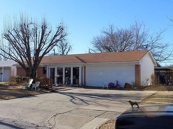 3rd image of 13735 Janwood Ln
