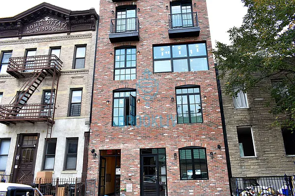 Rented by null | media 25