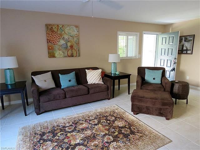 1st image of 3050 Kings Lake Blvd