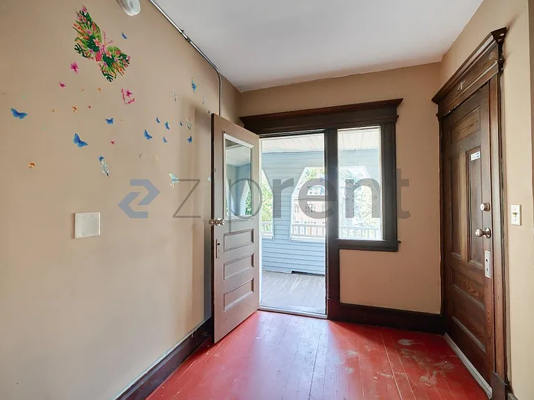 30 Forest Park Ave #2 — Photo 10
