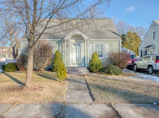 293 Abbott St, Springfield, MA 01118