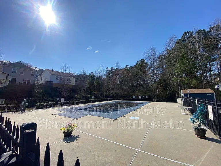 289 Silver Ridge Dr — Photo 15