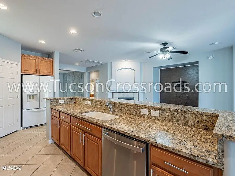 1254 W Versilia Dr — Photo 11
