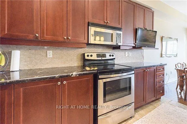 2259 Highcroft Rd — Photo 8