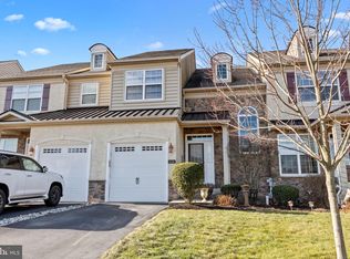 2416 Heritage Center Dr, Furlong, PA 18925