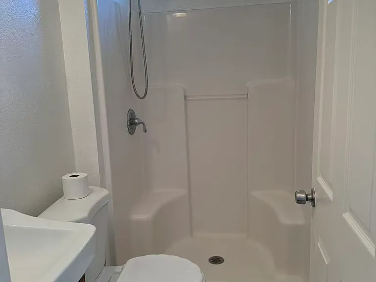 305 N 2nd St #B — Photo 6