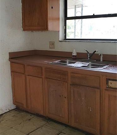 3rd image of 2232 Avenue A NW