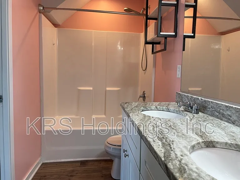 1333 Reservoir Ave — Photo 23
