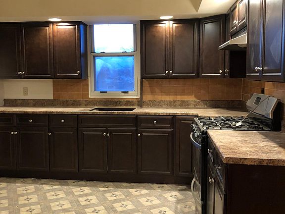 2nd image of 91 Malcolm Ave #2