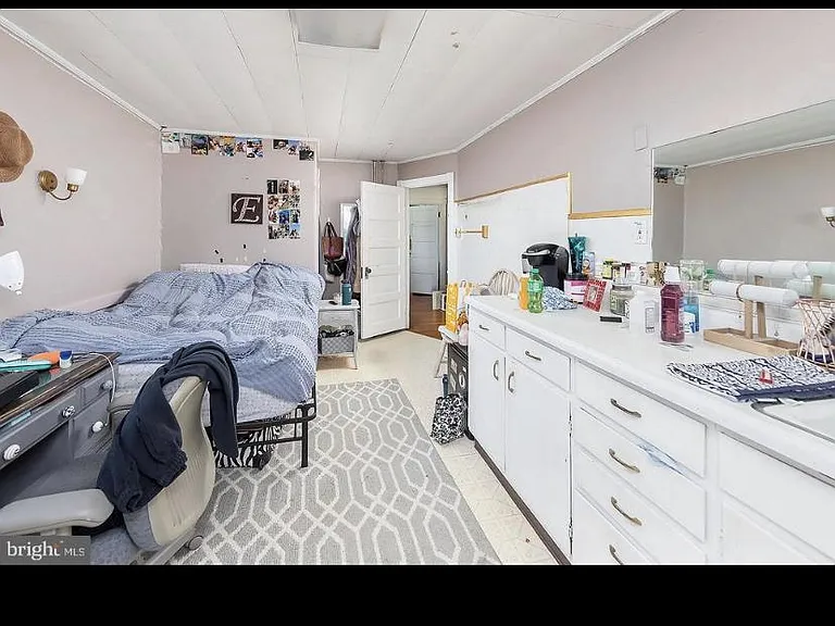 310 University Blvd — Photo 3