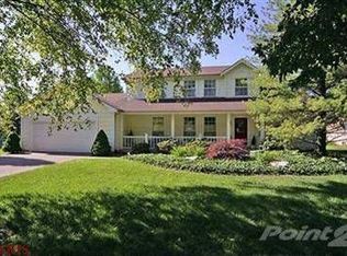 312 Summer Ridge Dr, Saint Charles, MO 63304