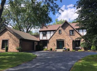 6 Ridgewood Cir, Perrysburg, OH 43551