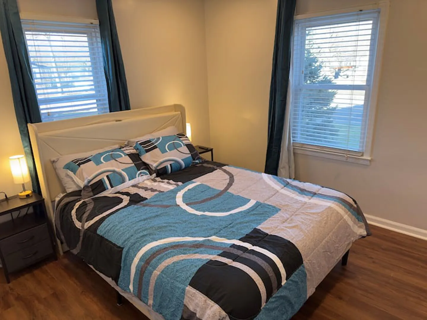 Peaceful Broad Ripple Getaway: 3 BR, Full Basement — Photo 3