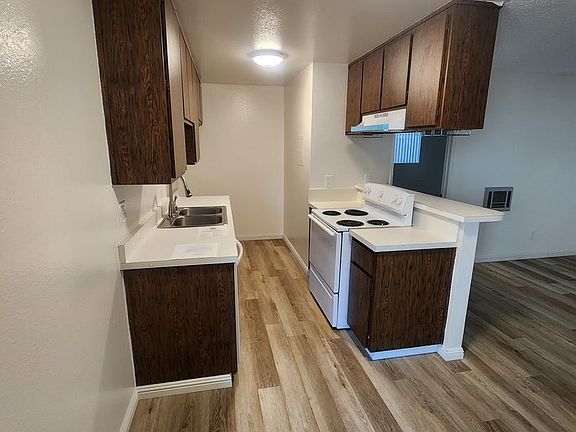 3rd image of 1456 12th St #2