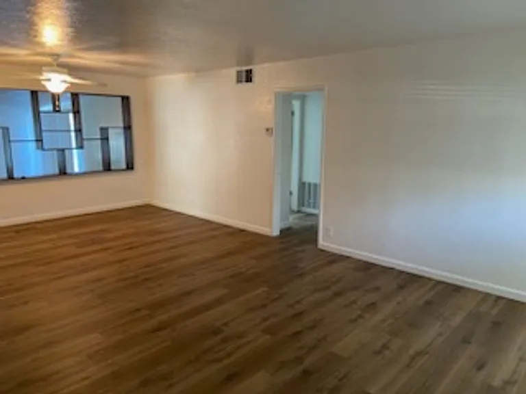 115 Terrace Dr — Photo 3