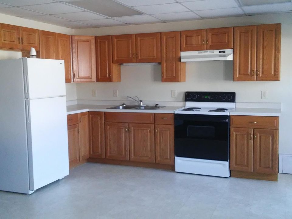 1st image of 301 1st St NW APT 409