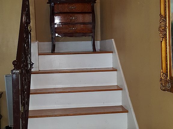 3rd image of 905 N Palmer St