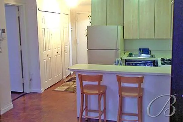 Rented by Bellmarc Realty | media 4