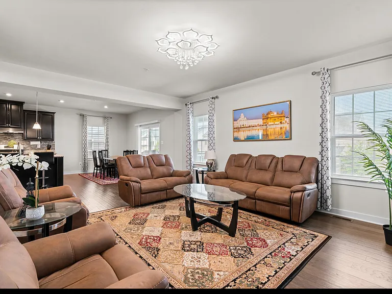 4413 Arbor Wood Ct — Photo 8