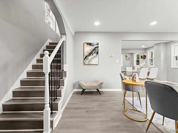 5th image of 18287 Santa Rosa Dr