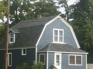 1063 Phoenix St, South Haven, MI 49090