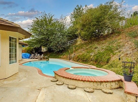 4th image of 44307 Sandia Creek Dr