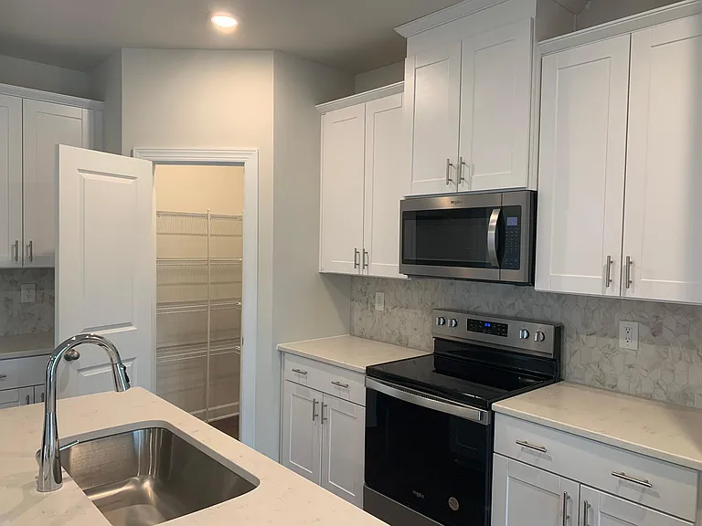 5270 Brailey Cir — Photo 4