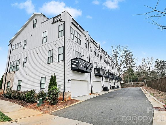 3rd image of 11934 Fiddlers Roof Ln