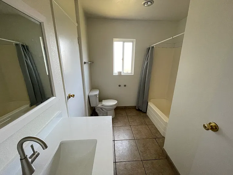 7354 Steinbeck Ave — Photo 14