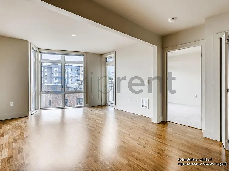 159 Denny Way #607 — Photo 4