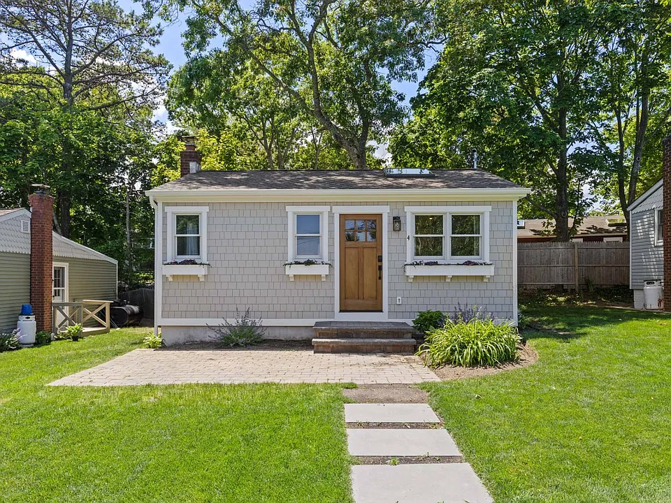 3 Oakhurst Rd #4