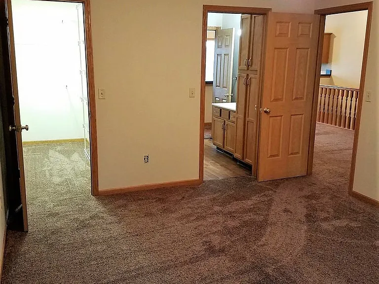 3919-3943 Long Dr — Photo 22