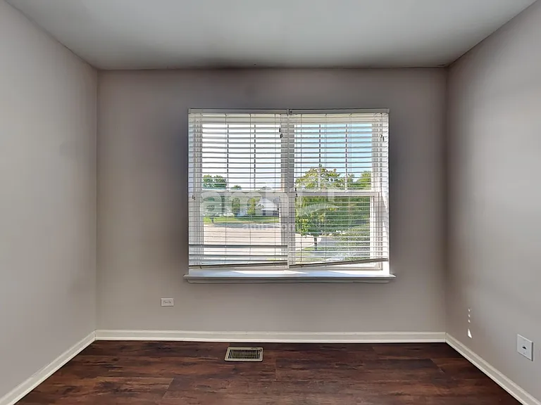 1575 Arlington St — Photo 15