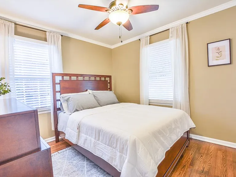 807 Marstevan Dr NE #B — Photo 12