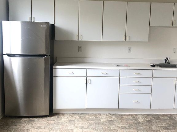 3rd image of 1946 McAllister St #6